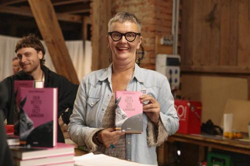 C25 025-08-Sommerfest-Nina-Radeschnig-184