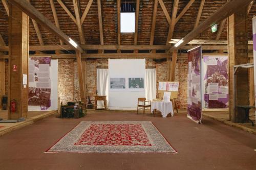 C25 025 12 Nina-Radeschnig-1