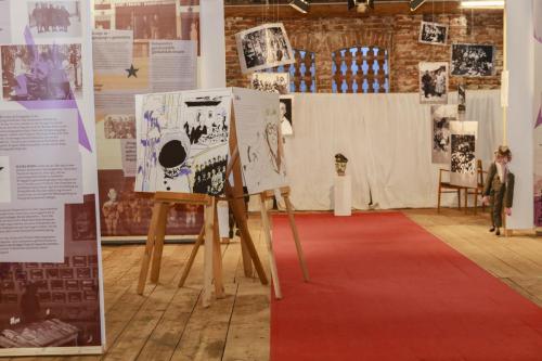 C25 025 12 Nina-Radeschnig-8